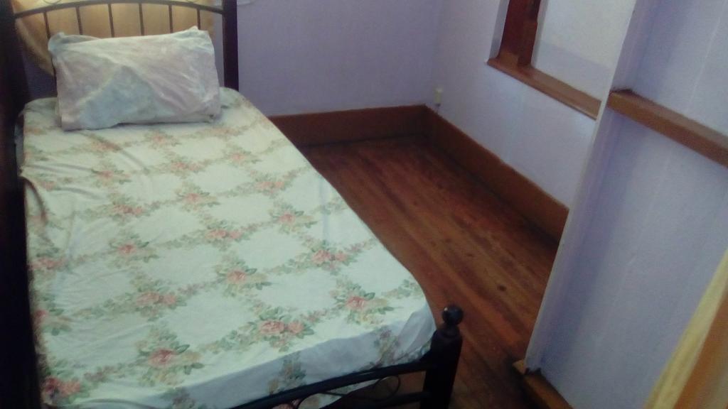 Robert'S Guest House Port of Spain Esterno foto