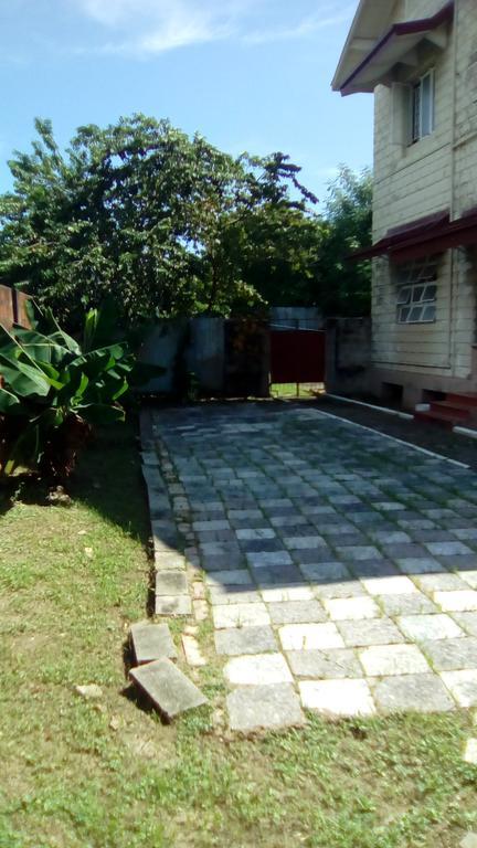 Robert'S Guest House Port of Spain Esterno foto