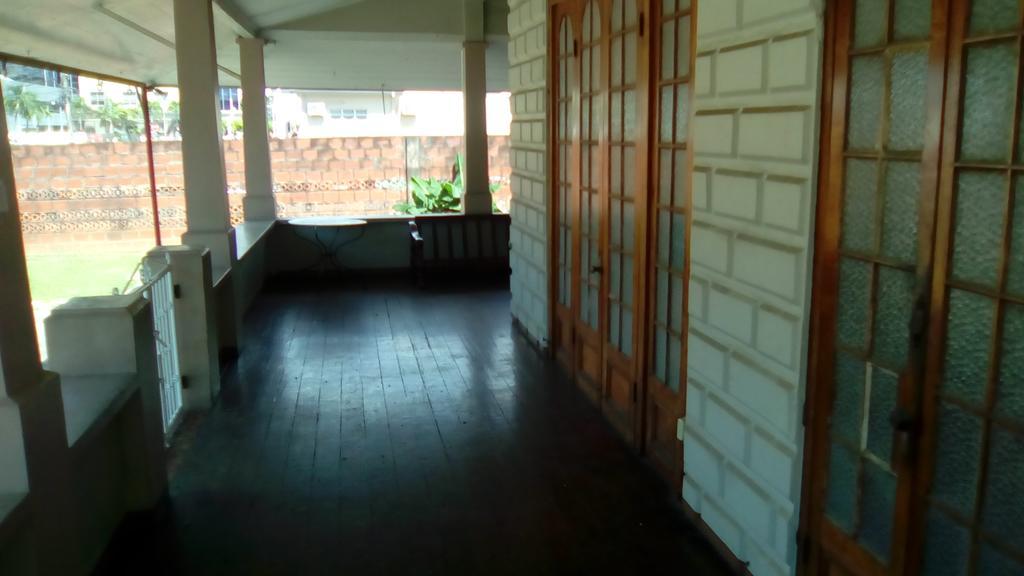 Robert'S Guest House Port of Spain Esterno foto